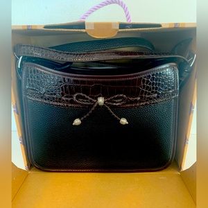 Brighton women’s black & brown leather shoulder purse with braided bow